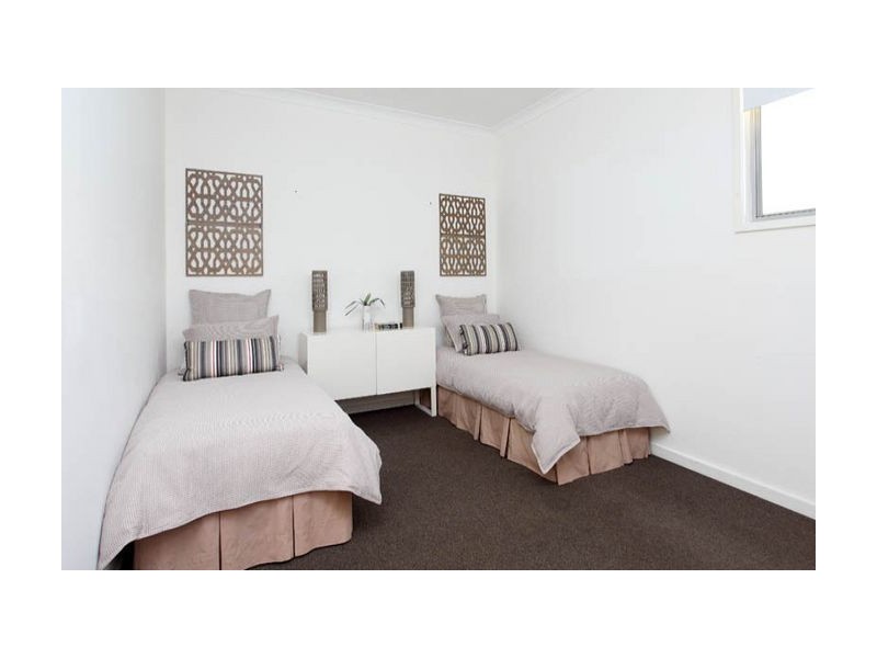 24 Priestley Road, Bridgeman Downs QLD 4035