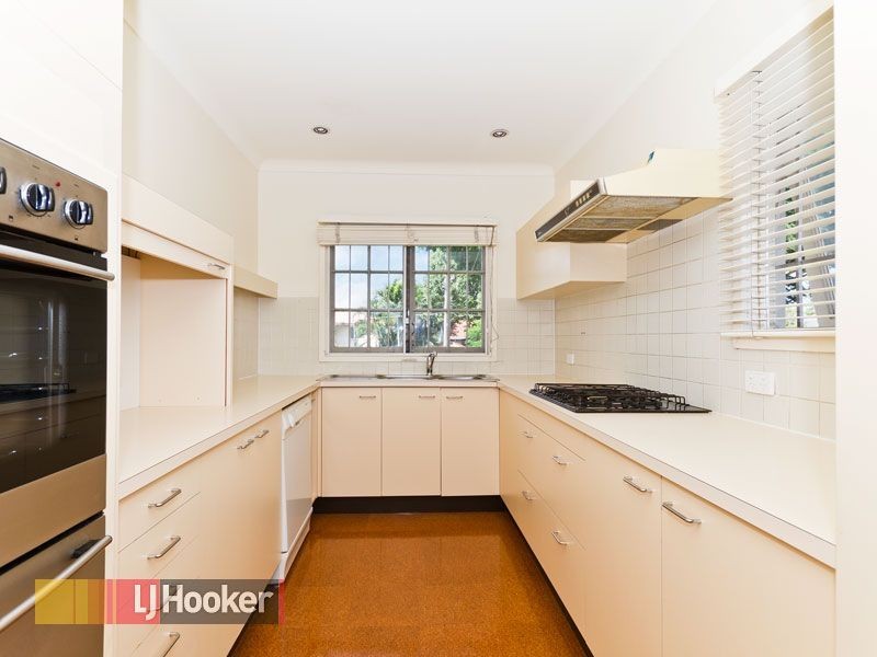 62 Watcombe Street, Wavell Heights QLD 4012