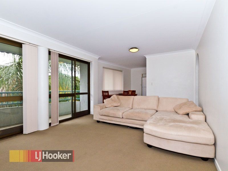 9/11 Kidston Tce, Chermside QLD 4032