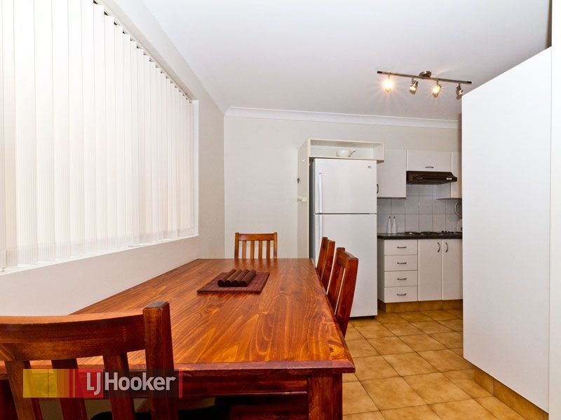 9/11 Kidston Tce, Chermside QLD 4032