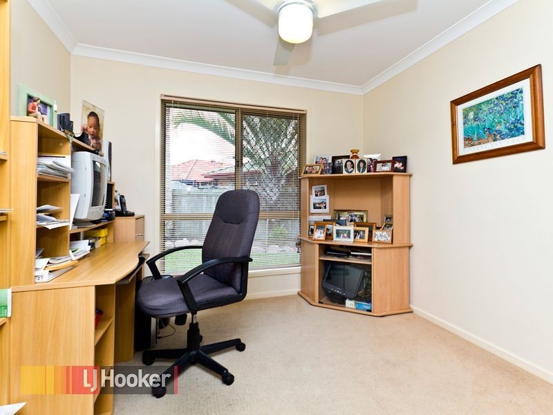 14 Cambridge Crescent, Fitzgibbon QLD 4018