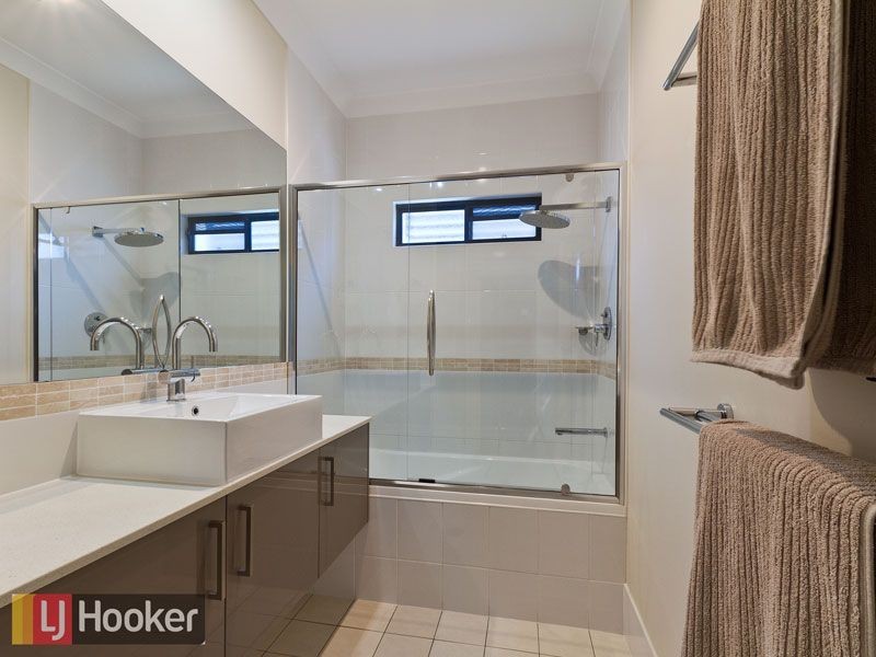 28 Larwill Avenue, Northgate QLD 4013