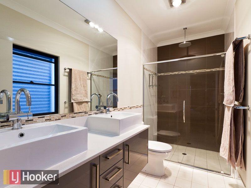 28 Larwill Avenue, Northgate QLD 4013