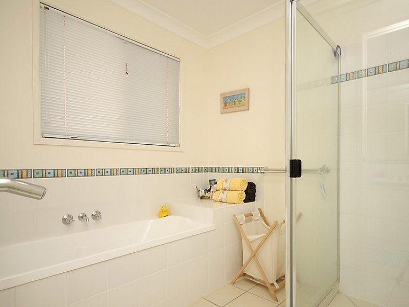 18 Jessica Crescent, Nudgee QLD 4014