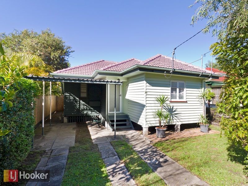 70 Burralong St, Deagon QLD 4017