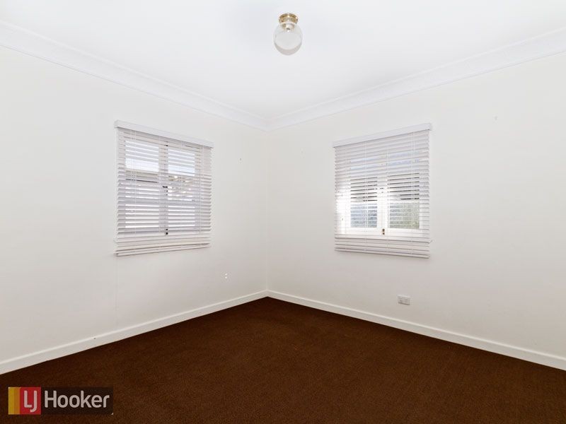 70 Burralong St, Deagon QLD 4017