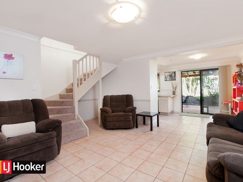 2/33 Hall St, Chermside QLD 4032