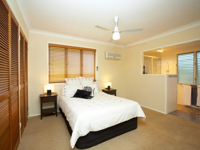 64 Woondaree St, Bracken Ridge QLD 4017