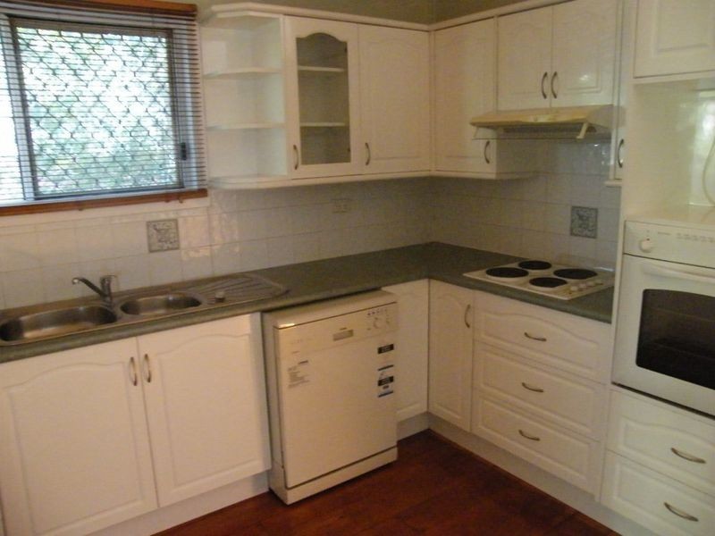 23 Ninth Ave, Kedron QLD 4031