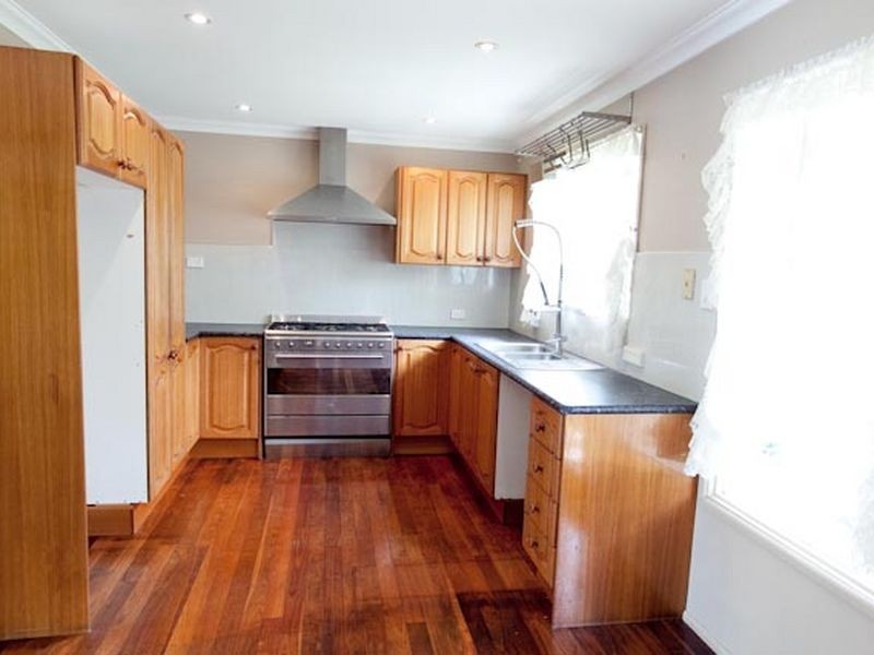 4 Old Northern Road, Albany Creek QLD 4035