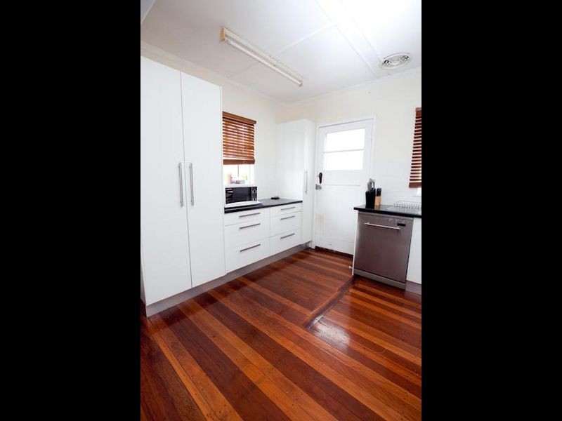 43 Pfingst Road, Wavell Heights QLD 4012