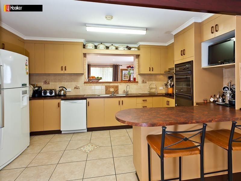 2 Pitchie St, Strathpine QLD 4500
