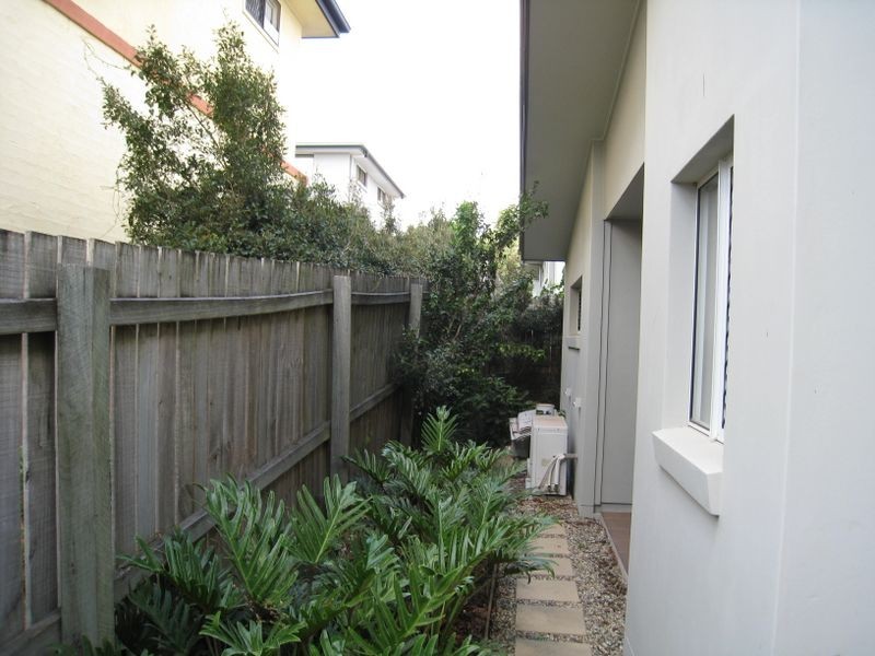 53 Curwen Tce, Chermside QLD 4032