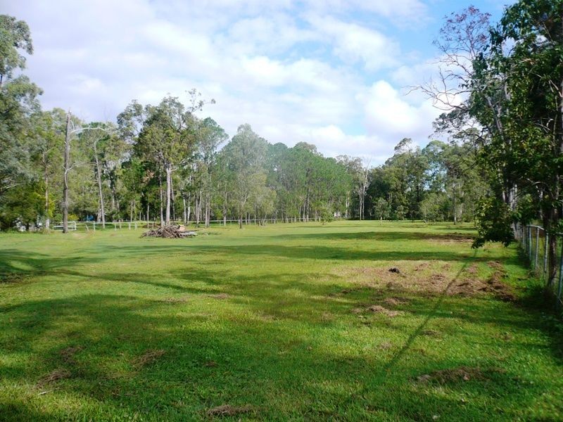 31 Oxford Street, Joyner QLD 4500