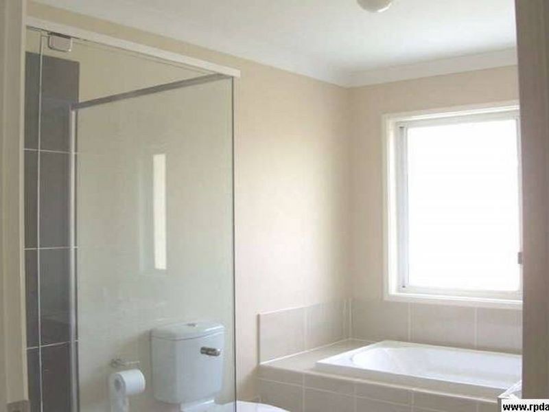 18 Cannow Street, Ferny Grove QLD 4055