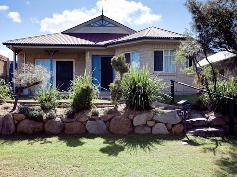 32 Pinnock Crescent, North Lakes QLD 4509