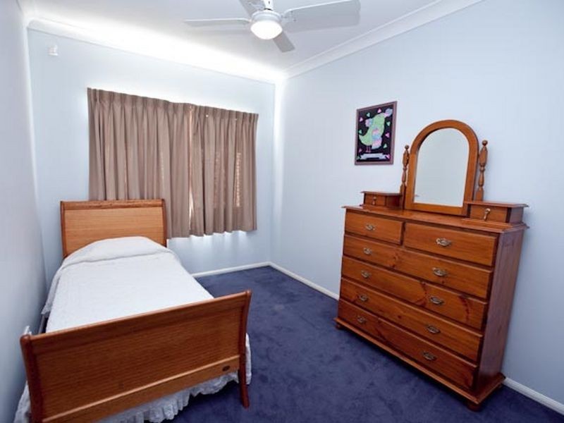 32 Pinnock Crescent, North Lakes QLD 4509