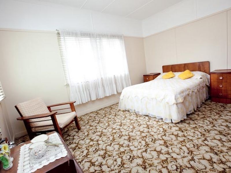 8 Nielson St, Chermside QLD 4032