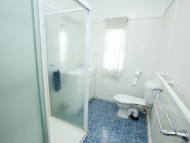 8 Nielson St, Chermside QLD 4032