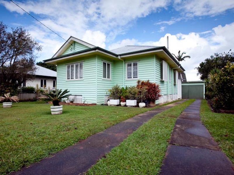 8 Nielson St, Chermside QLD 4032