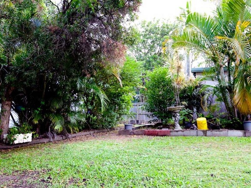 8 Nielson St, Chermside QLD 4032