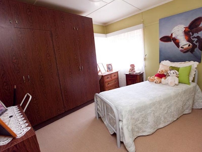 11 Yaralla Street, Chermside QLD 4032