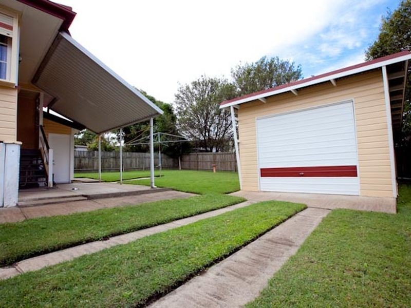 11 Yaralla Street, Chermside QLD 4032