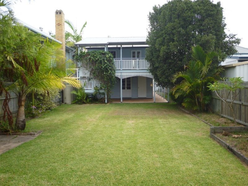 6 Cotton Street, Shorncliffe QLD 4017