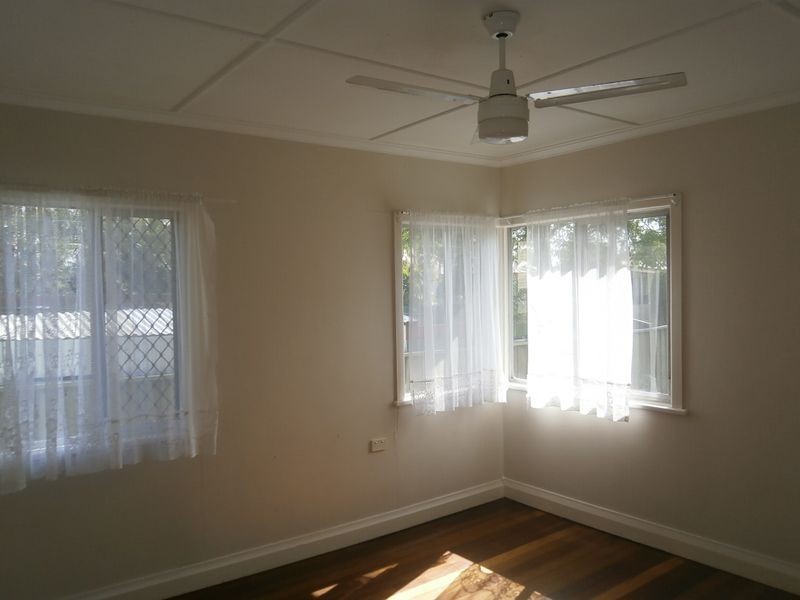 82 Blackwood Road, Deagon QLD 4017