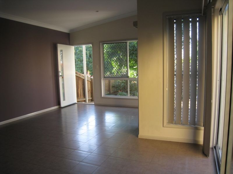 53 Curwen Tce, Chermside QLD 4032