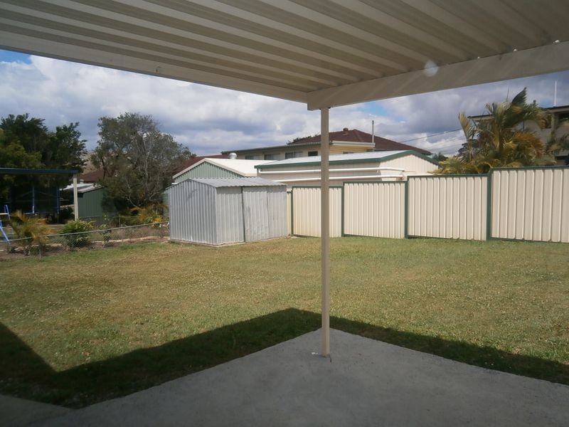 8 Fairlane Street, Chermside West QLD 4032