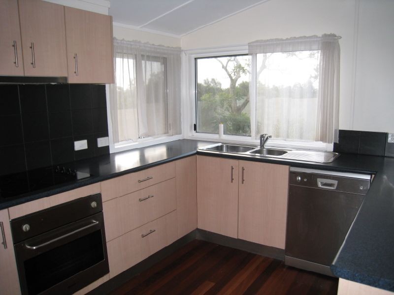 6 Ambrose Street, Brighton QLD 4017