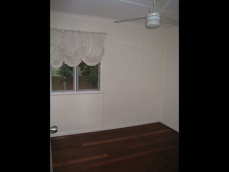 6 Ambrose Street, Brighton QLD 4017