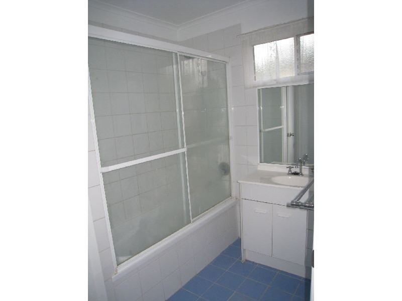 6 Ambrose Street, Brighton QLD 4017