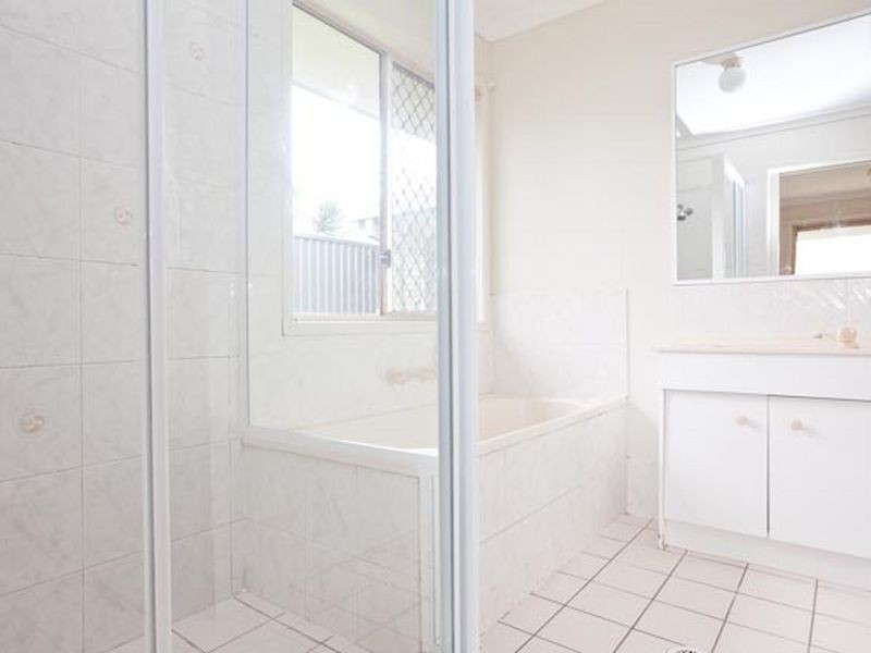 31 Magenta Street, Wavell Heights QLD 4012