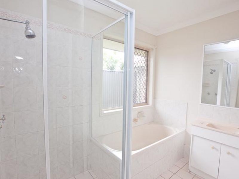 31 Magenta Street, Wavell Heights QLD 4012