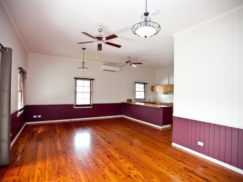 12 Beatham Street, Sandgate QLD 4017