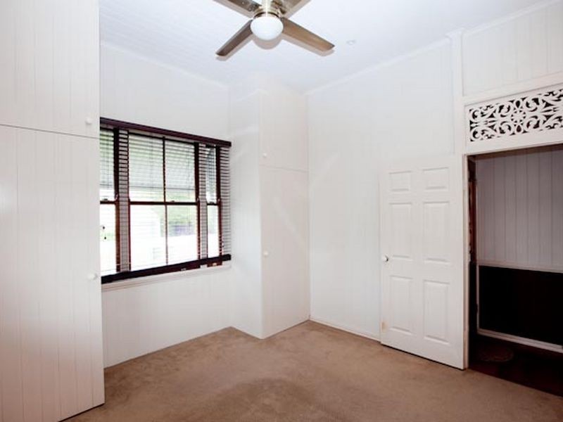 12 Beatham Street, Sandgate QLD 4017