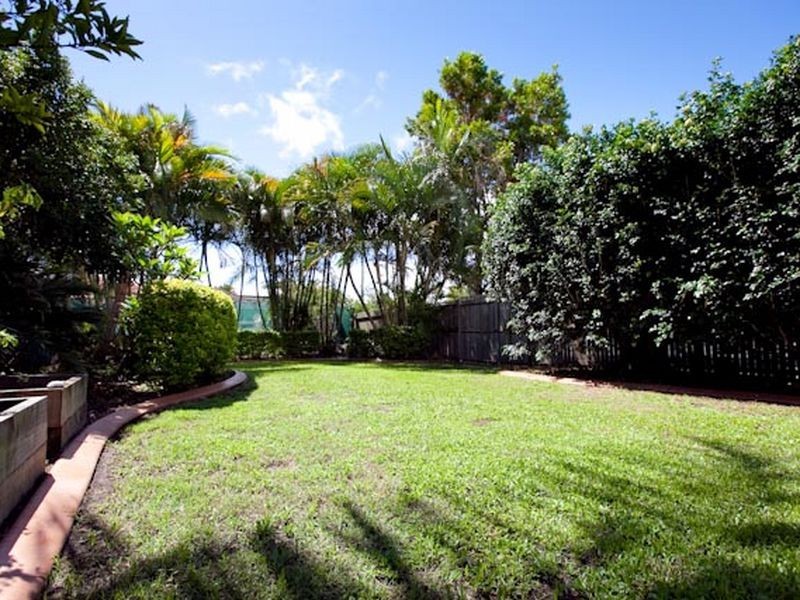 12 Beatham Street, Sandgate QLD 4017