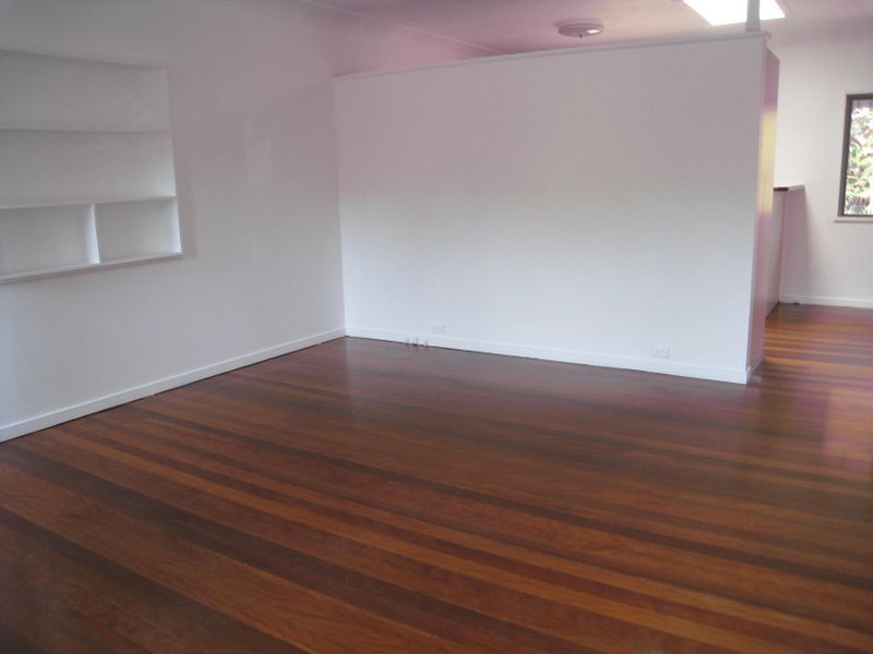 12 Curwen Tce, Chermside QLD 4032