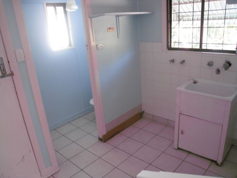 12 Curwen Tce, Chermside QLD 4032