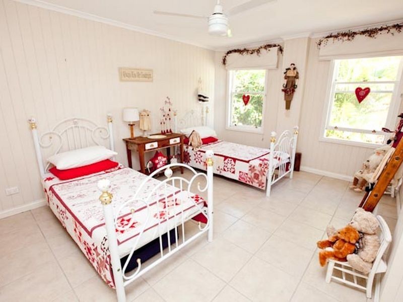 24 Beatham Street, Sandgate QLD 4017