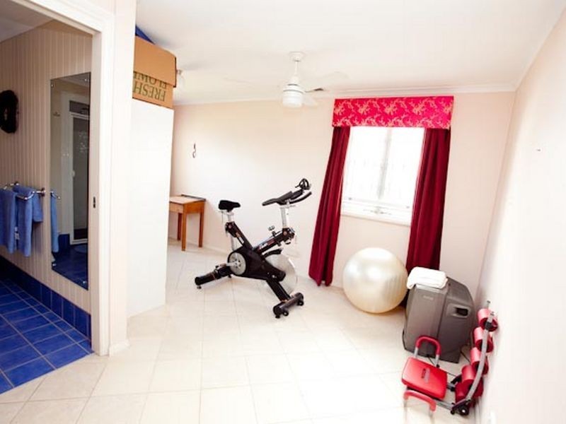 24 Beatham Street, Sandgate QLD 4017