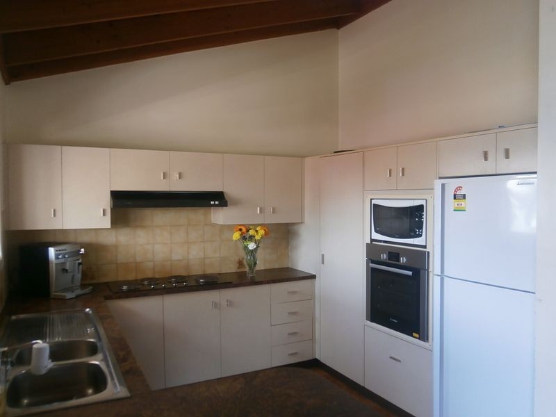 10 Twamley Street, Shorncliffe QLD 4017