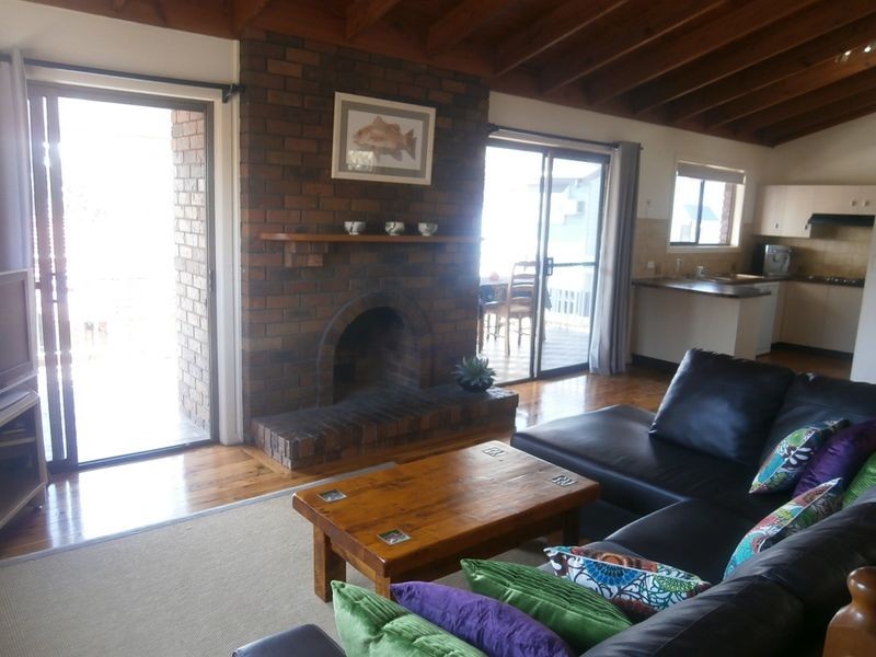 10 Twamley Street, Shorncliffe QLD 4017