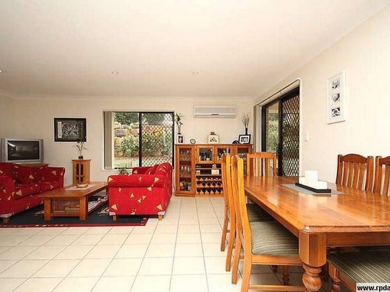 18 Jessica Crescent, Nudgee QLD 4014