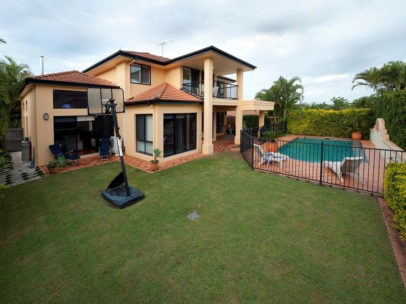 18 Voyager Circuit, Bridgeman Downs QLD 4035