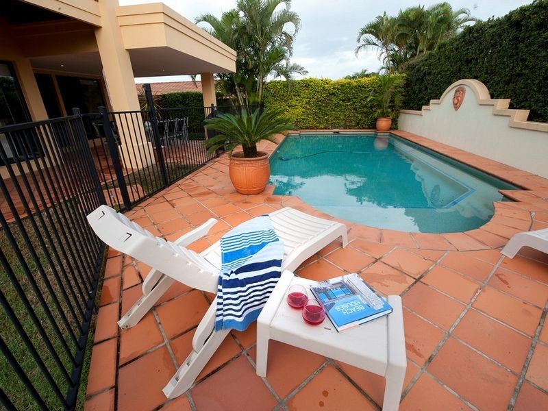 18 Voyager Circuit, Bridgeman Downs QLD 4035