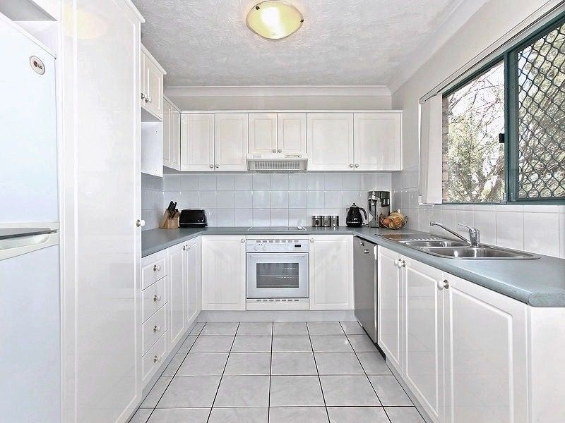 1/23 Rainey Street, Chermside QLD 4032