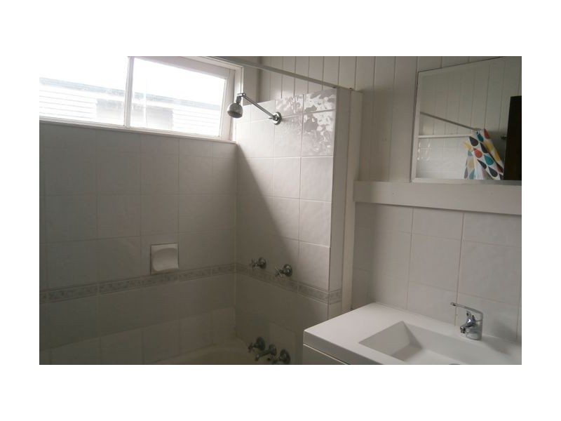 8 Kedron Street, Kedron QLD 4031